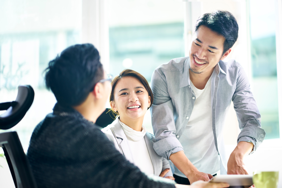 Phát Triển Kỹ Năng Giao Tiếp Và Làm Việc Nhóm Trong Môi Trường Số