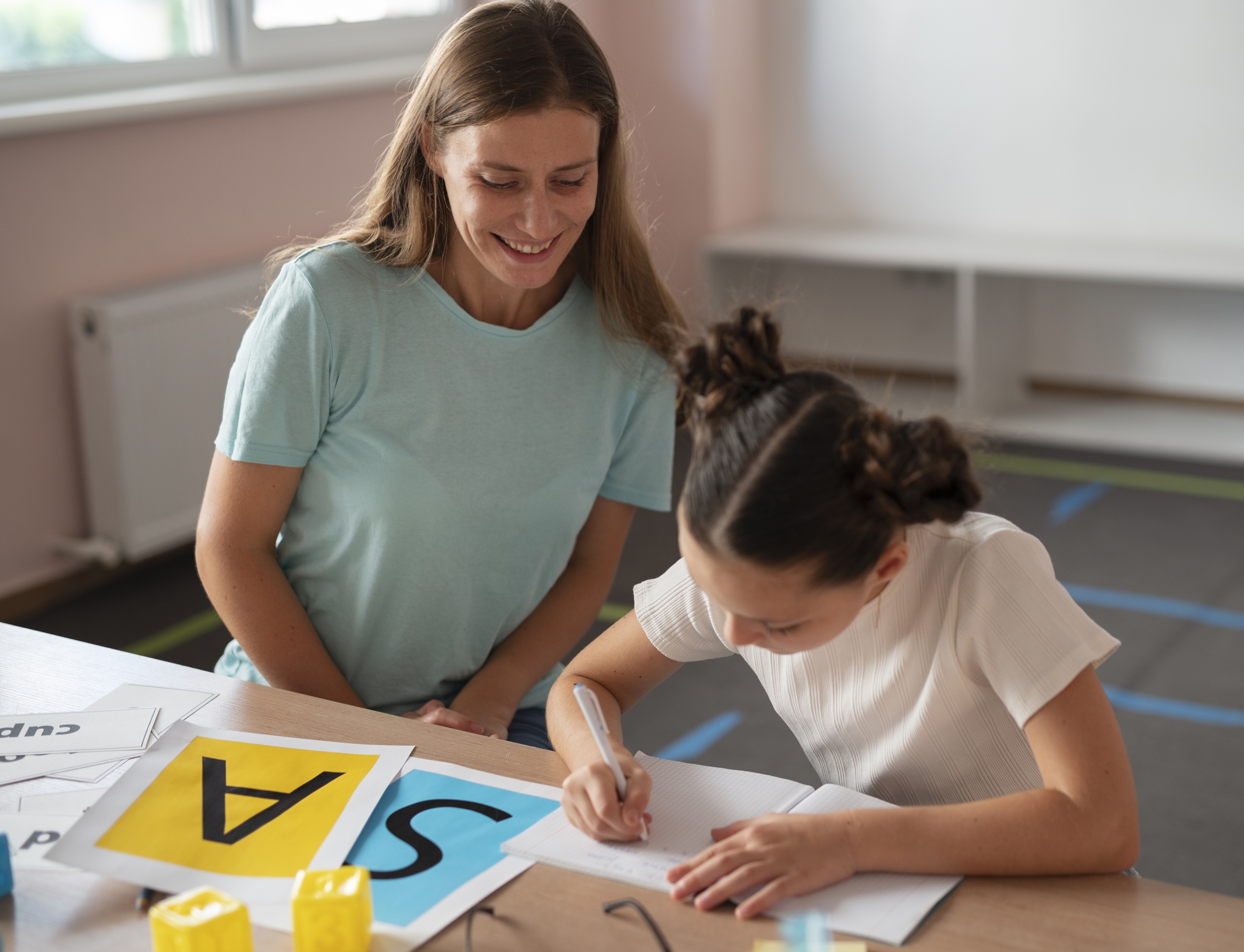 Học ngôn ngữ bằng việc kết hợp các phương pháp thông minh  